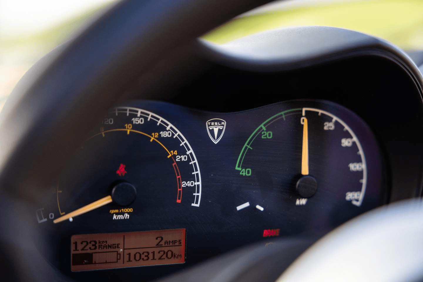 Tesla netwerk - ECC Exclusive Car Company