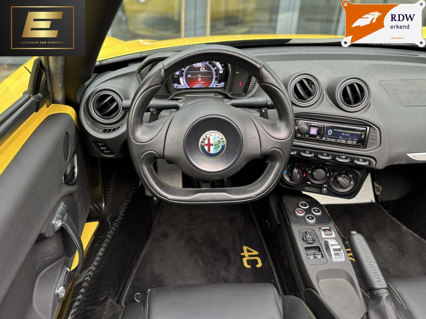 Alfa Romeo 4C Spider 1750TBI TCT | Giallo Prototipo | Carbon – foto 4