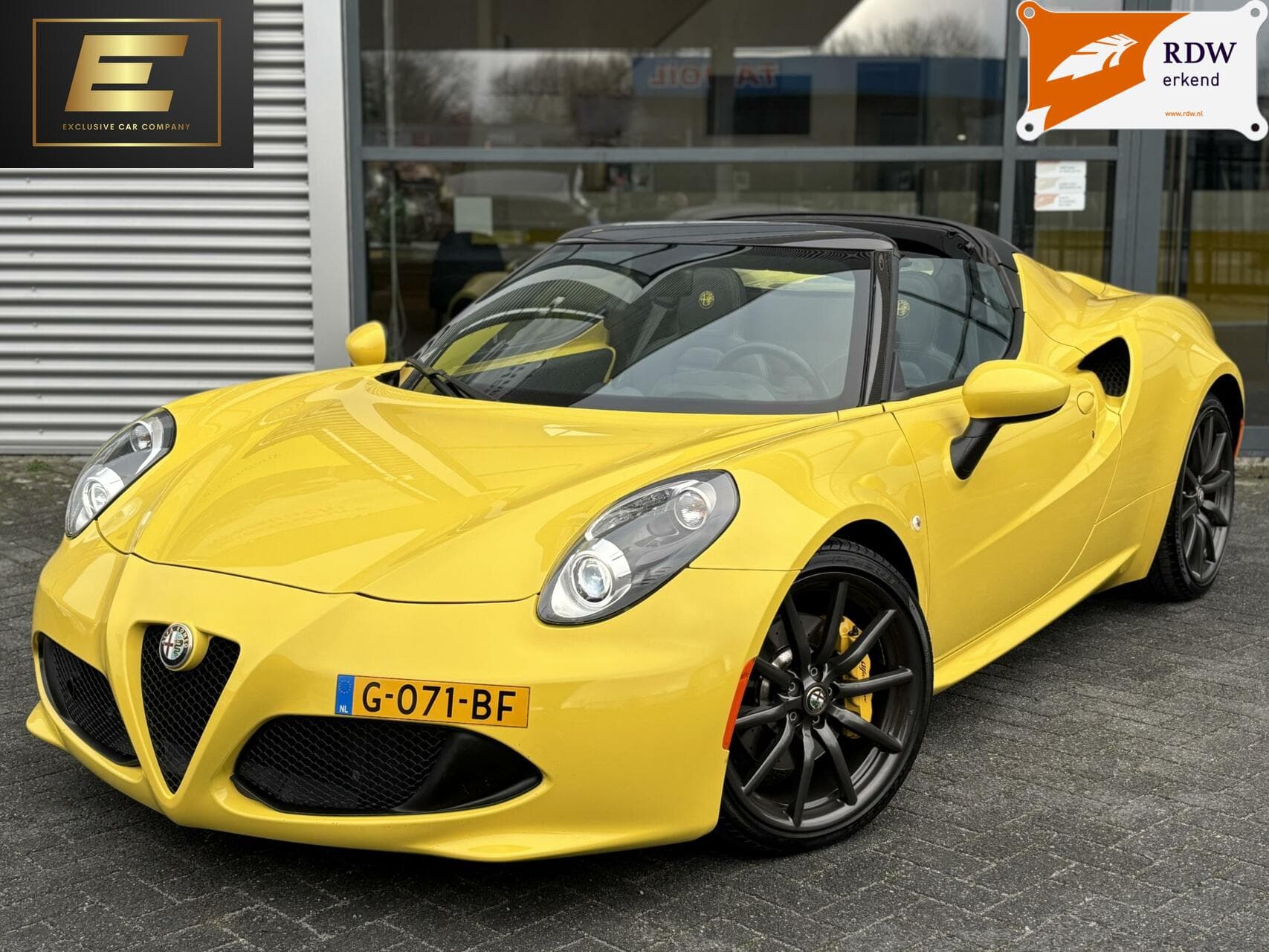 Alfa Romeo 4C Spider 1750TBI TCT | Giallo Prototipo | Carbon – foto 8
