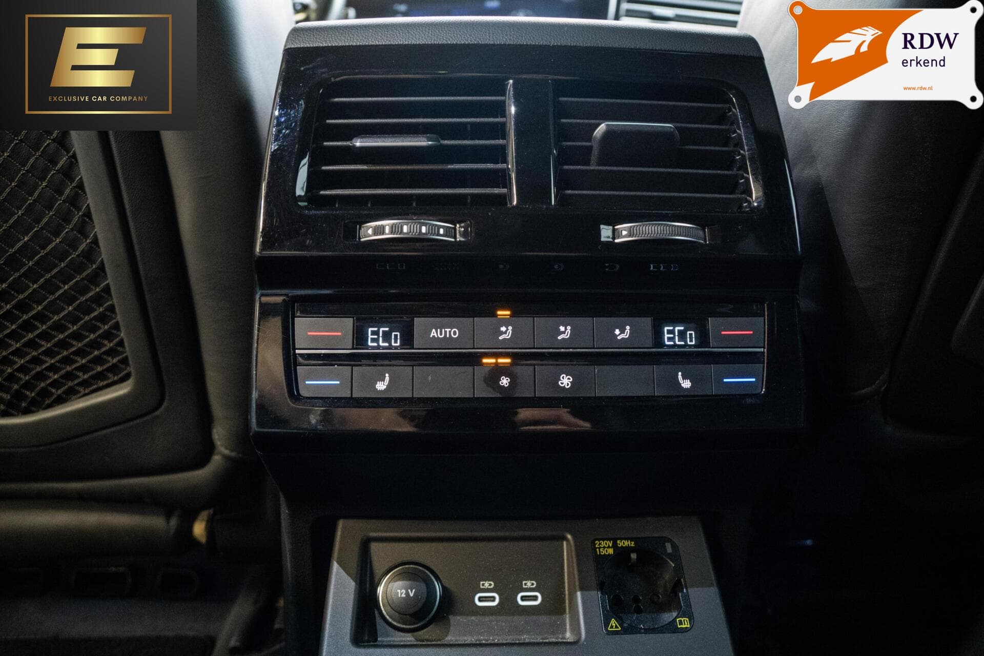 Volkswagen Touareg 3.0 TSi 4MOTION R | Panoramadak | Stoelmassage | Stoelverwarming achter – foto 6