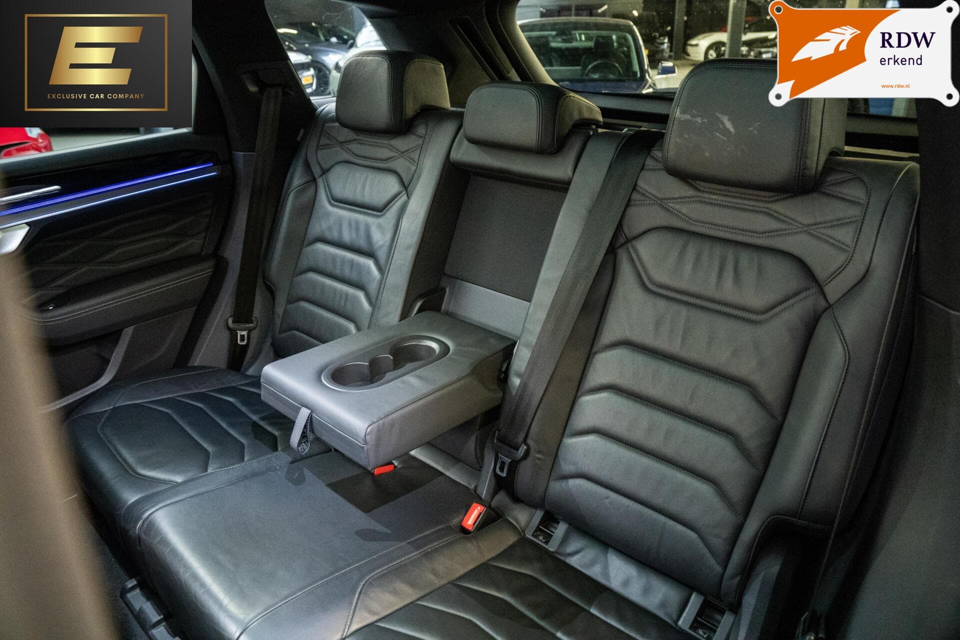 Volkswagen Touareg 3.0 TSi 4MOTION R | Panoramadak | Stoelmassage | Stoelverwarming achter – foto 7