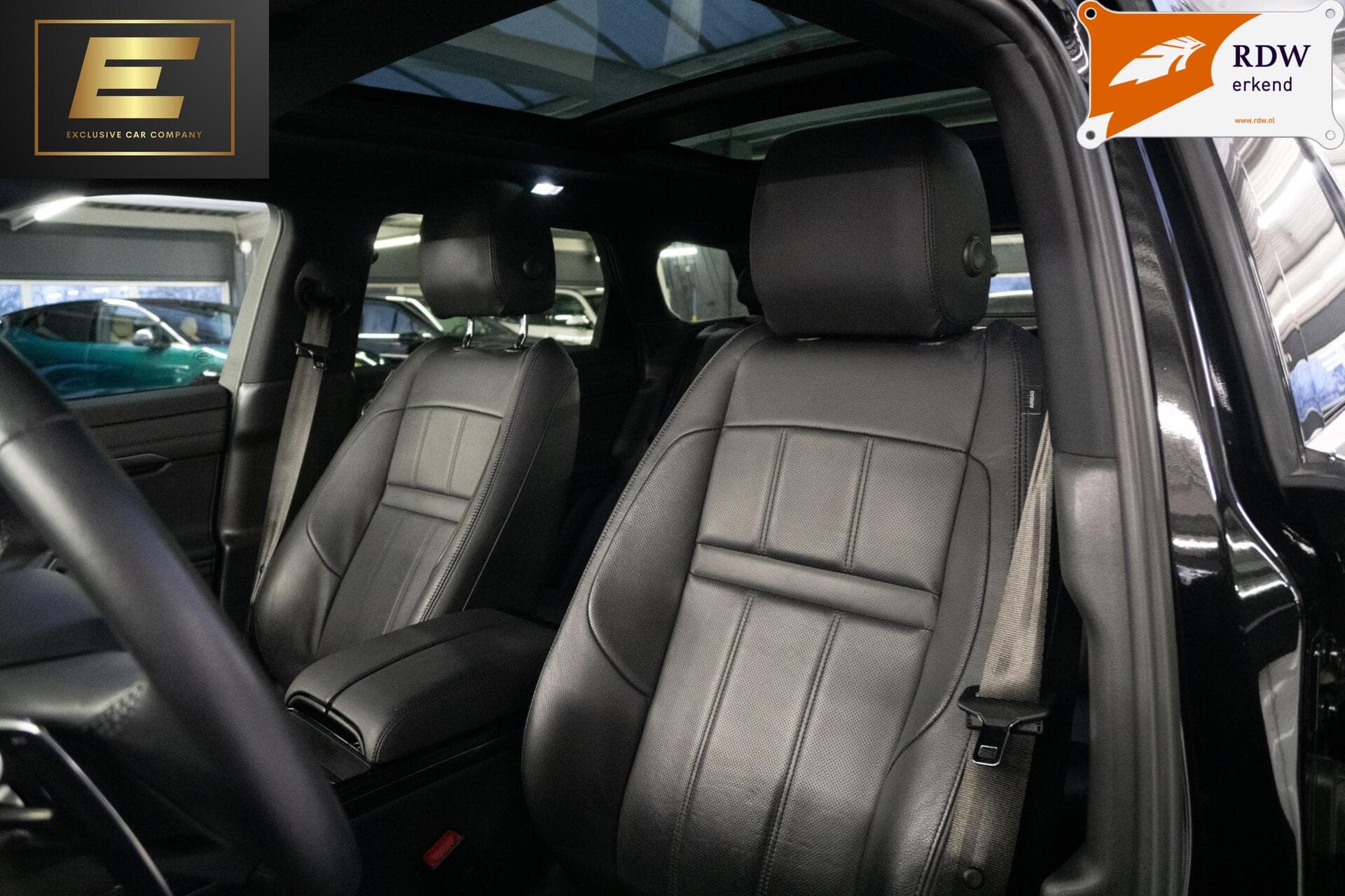 Land Rover Range Rover Evoque 1.5 P300e AWD R-Dynamic S | Panorama dak | Elektrische achterklep | Verwarmbaar stuurwiel – foto 4