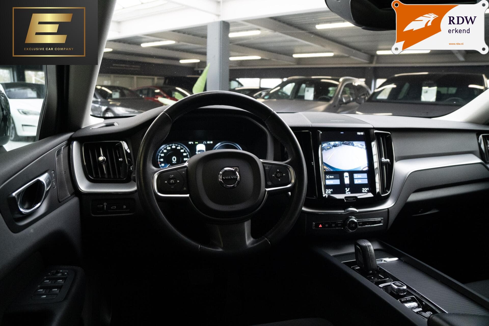 Volvo XC60 2.0 Recharge T6 AWD R-Design | Panorama dak | Dechrome | PDC – foto 3