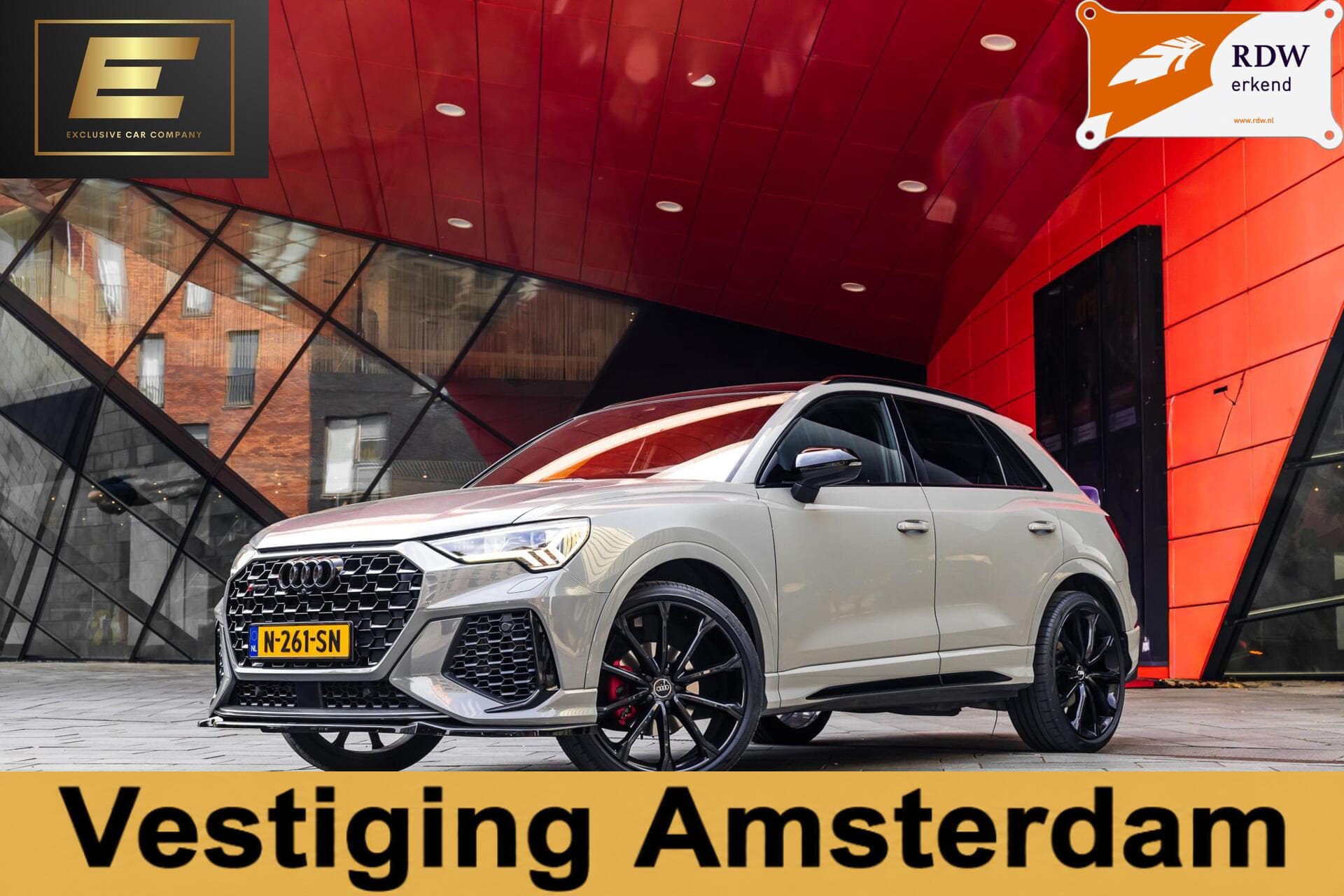 Audi Q3 2022-01