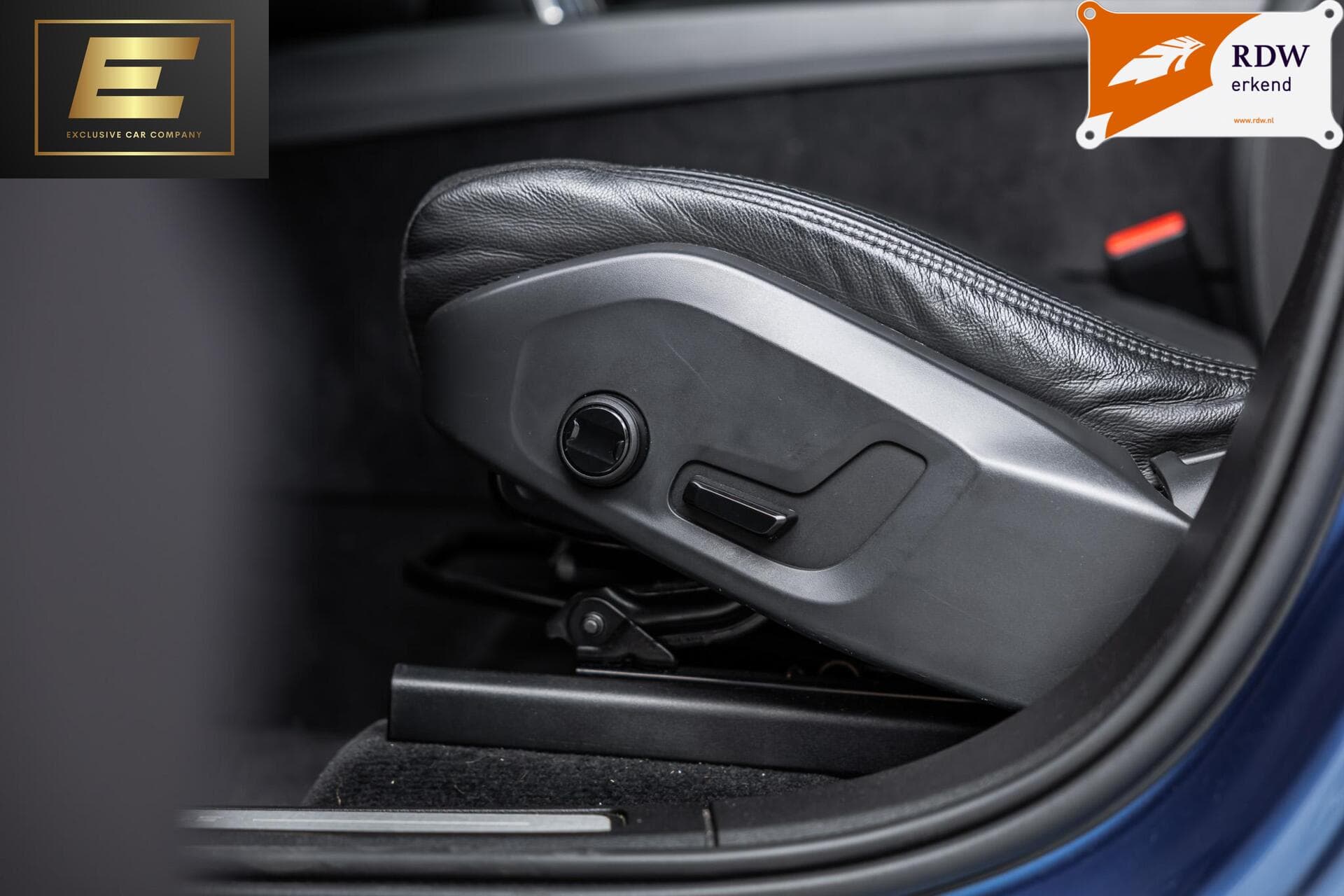 Volvo XC60 2.0 Recharge T6 AWD R-Design | Panorama dak | Dechrome | PDC | SOH 86.9% | – foto 6