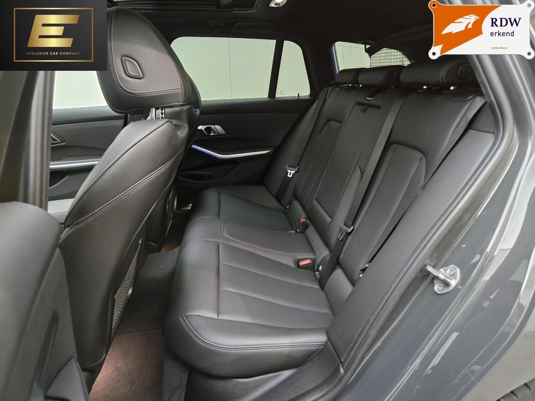 BMW 3 Serie Touring M340i xDrive Business Edition Plus | Leder | Pano | Stoelverwarming – foto 4